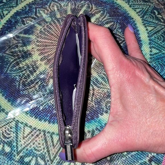 RFID Blocking Mini Wallet - Picture 5 of 7